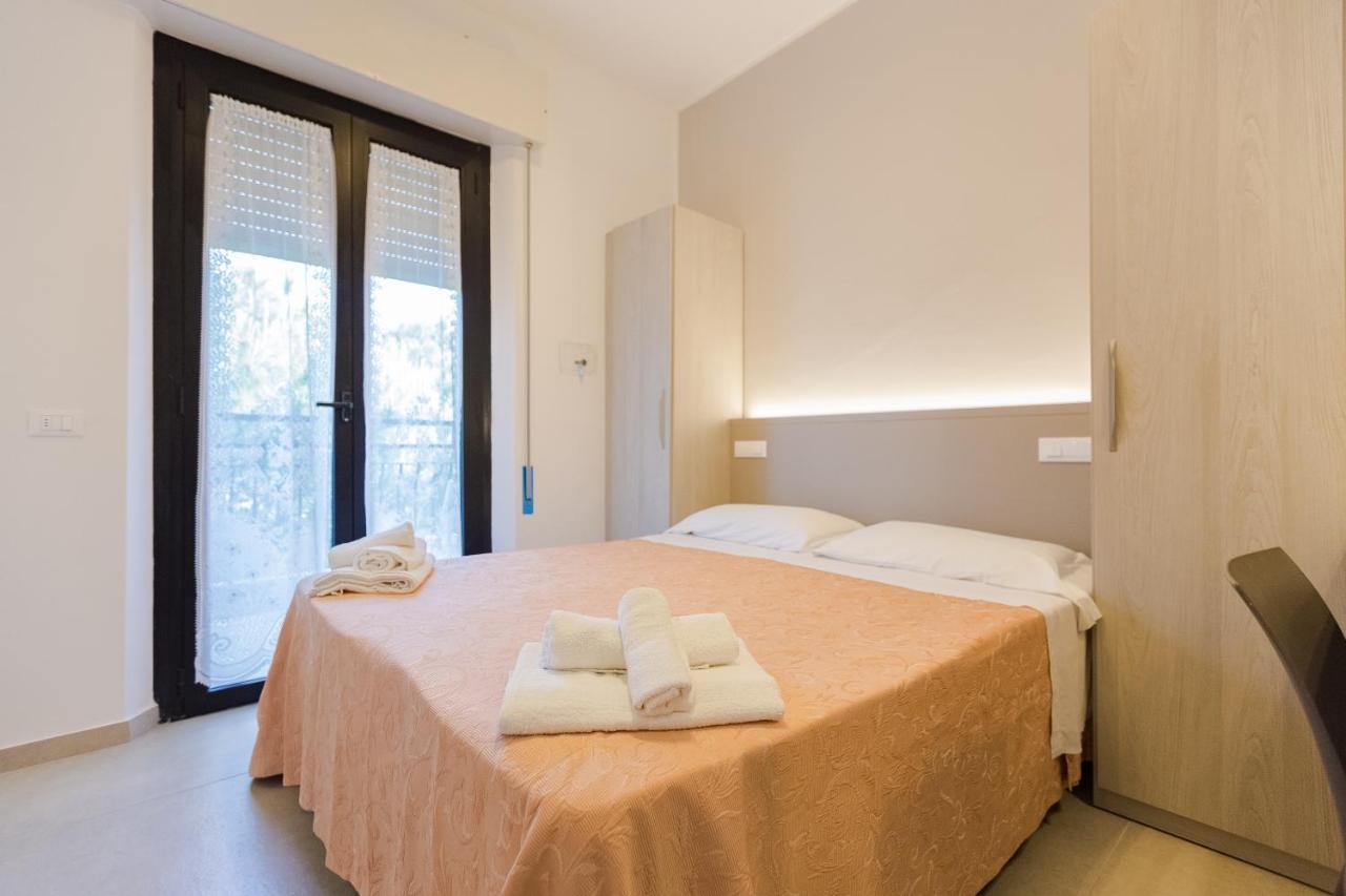 Hotel Altamarea มิซาโน อาดรีอาติโก ภายนอก รูปภาพ